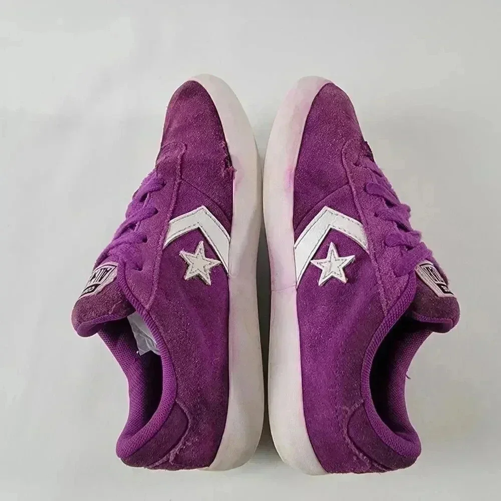 Converse Chuck Taylor One Star Low Top Sneakers - 2C